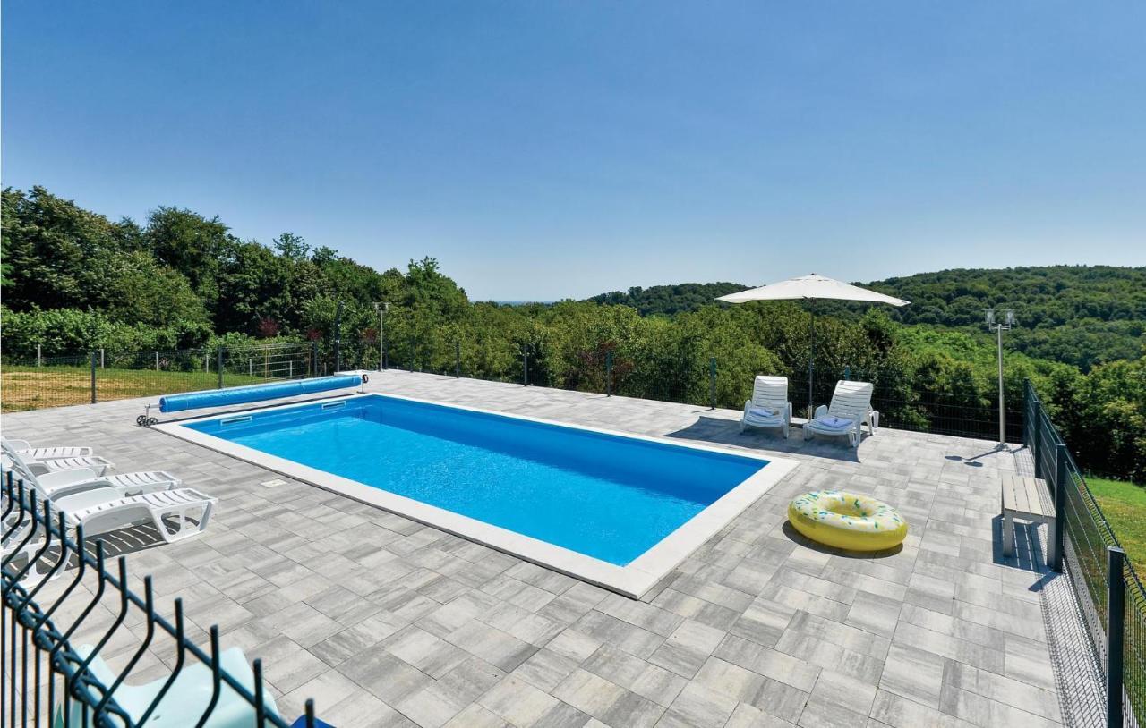 8 Bedroom Lovely Home In Durdevac Ðurđevac Екстериор снимка