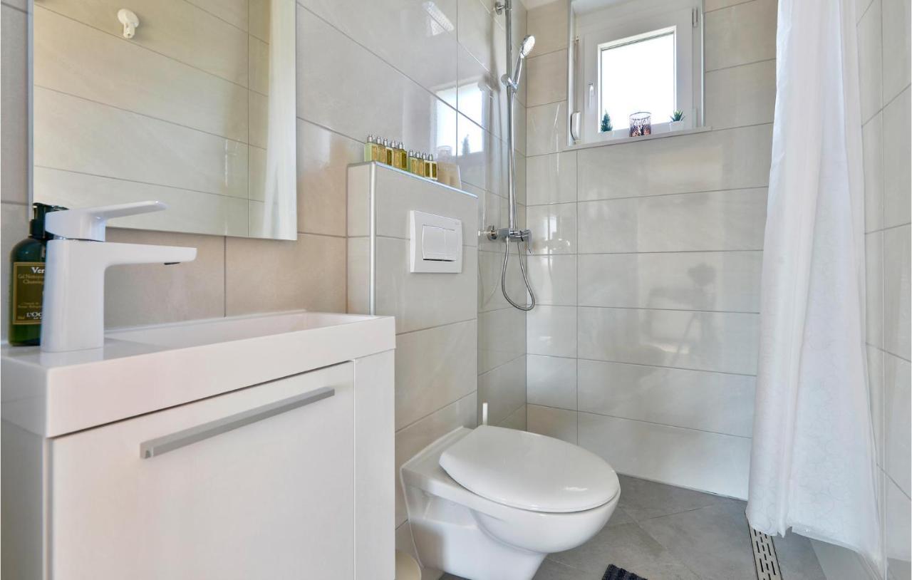 8 Bedroom Lovely Home In Durdevac Ðurđevac Екстериор снимка