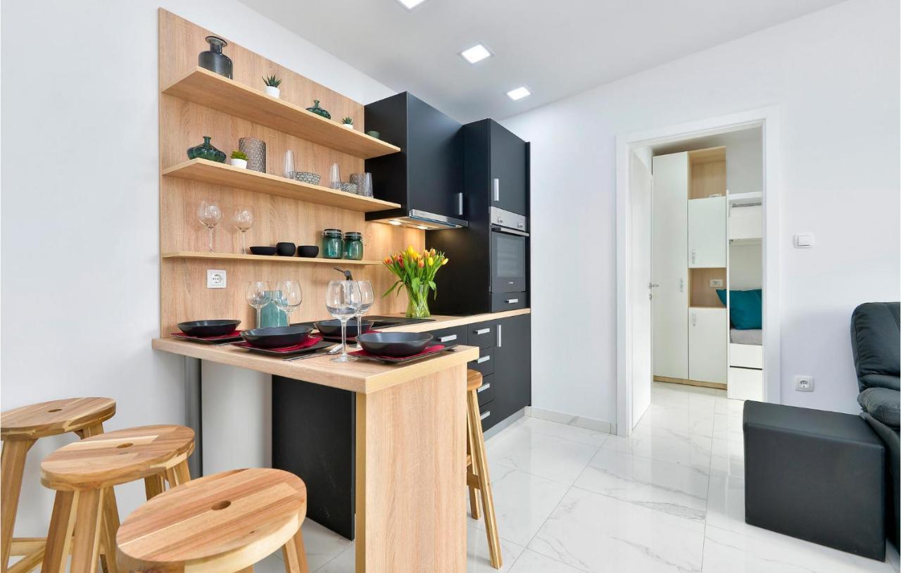 8 Bedroom Lovely Home In Durdevac Ðurđevac Екстериор снимка