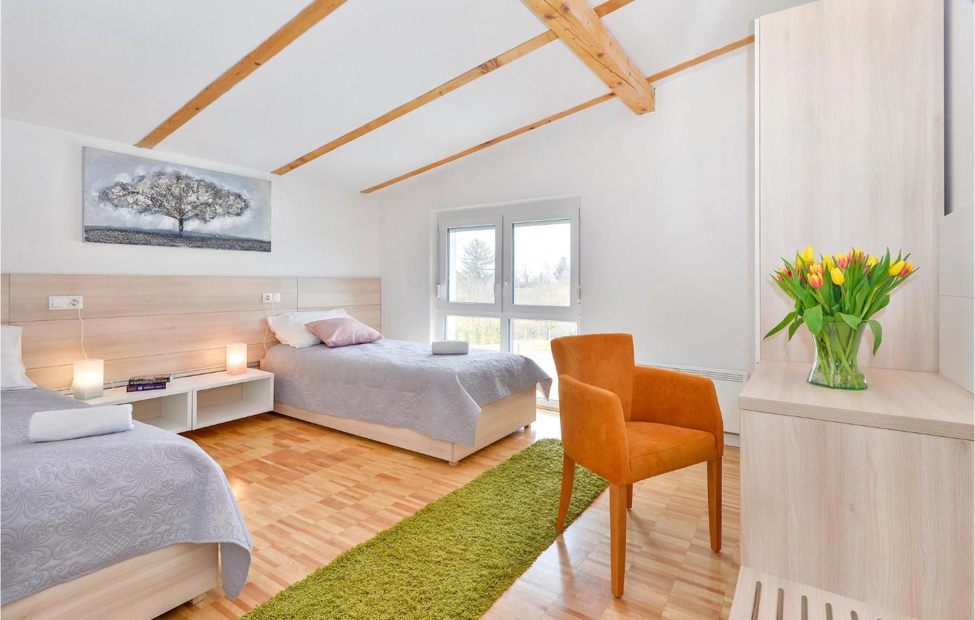 8 Bedroom Lovely Home In Durdevac Ðurđevac Екстериор снимка